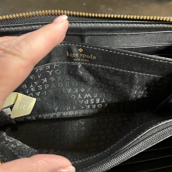 Kate Spade New York leather wallet - Picture 8 of 12